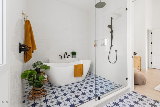 101 Jones Avenue, Hillsborough, NC 27278