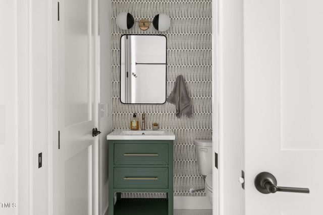 101 Jones Avenue, Hillsborough, NC 27278