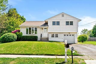 3 Probasco Drive, Allentown, NJ 08501