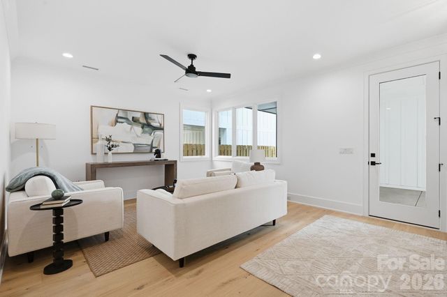 610 Walnut Street, Davidson, NC 28036