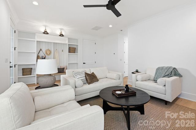 610 Walnut Street, Davidson, NC 28036