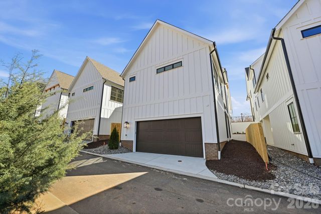 610 Walnut Street, Davidson, NC 28036