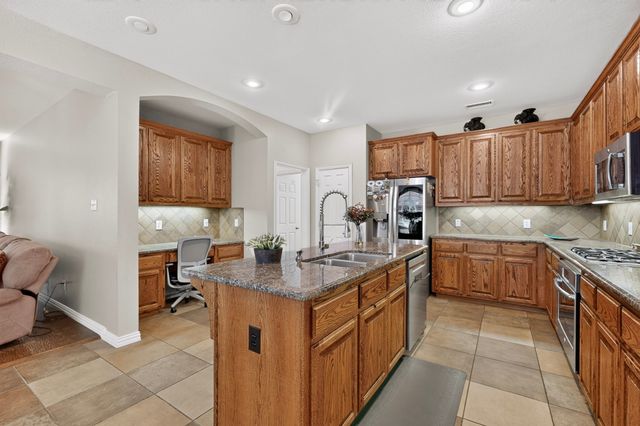 15827 Buffalo Creek Drive, Frisco, TX 75035