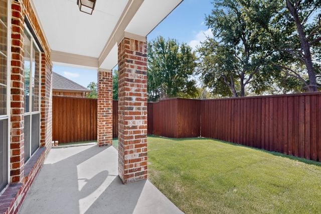 15827 Buffalo Creek Drive, Frisco, TX 75035