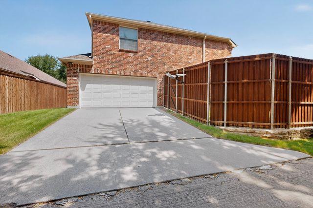 15827 Buffalo Creek Drive, Frisco, TX 75035