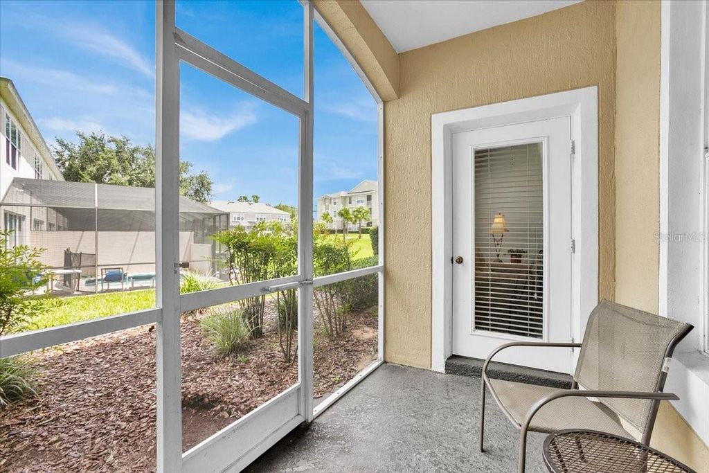 Image 9 of property listing at 2307 SILVER PALM DRIVE 102, Kissimmee, FL 34747