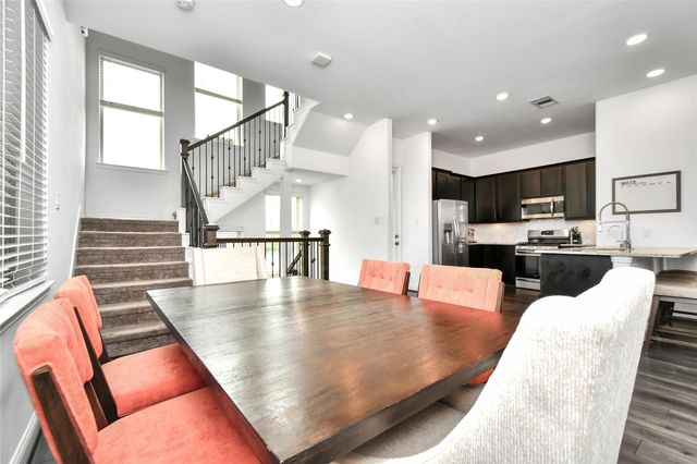 11012 Mikula Drive, Houston, TX 77043