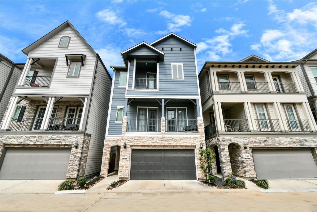 11012 Mikula Drive, Houston, TX 77043
