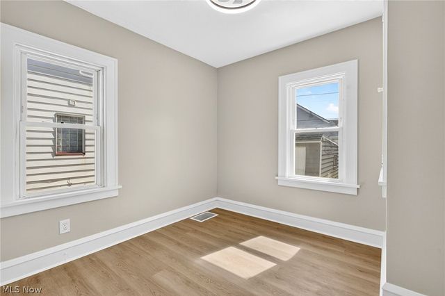 3615 W 147th Street, Cleveland, OH 44111