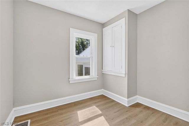 3615 W 147th Street, Cleveland, OH 44111