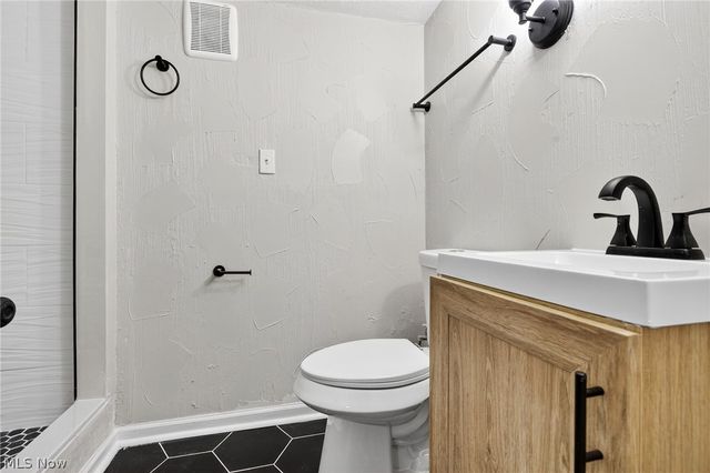 3615 W 147th Street, Cleveland, OH 44111