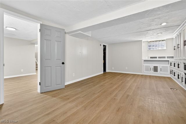 3615 W 147th Street, Cleveland, OH 44111