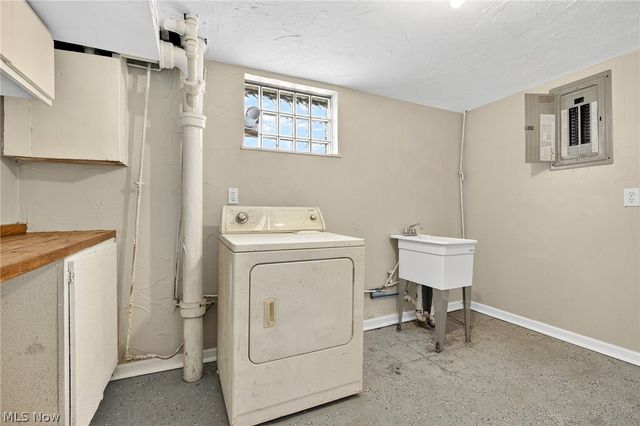 3615 W 147th Street, Cleveland, OH 44111