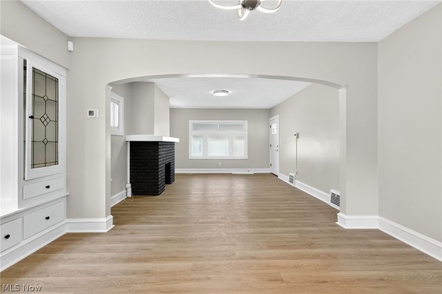 3615 W 147th Street, Cleveland, OH 44111