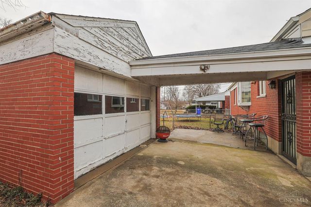 46 Lexington Drive, Hamilton, OH 45013