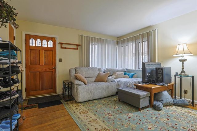 46 Lexington Drive, Hamilton, OH 45013