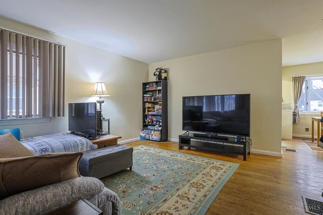 46 Lexington Drive, Hamilton, OH 45013