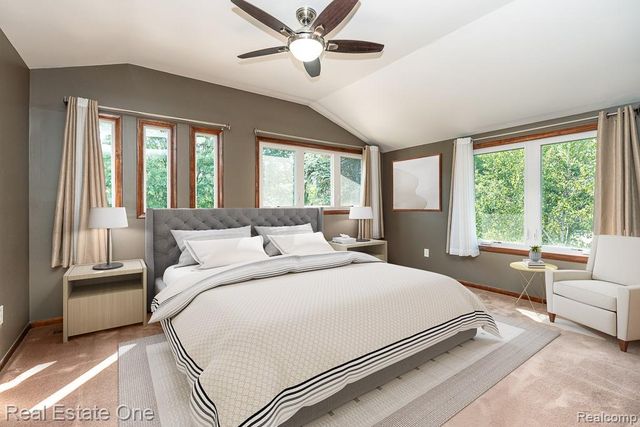 5129 Highmount Drive, Troy, MI 48098