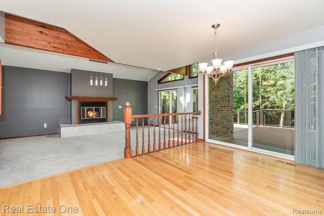 5129 Highmount Drive, Troy, MI 48098