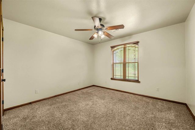 12091 NE Keeney Rd, Elgin, OK 73538