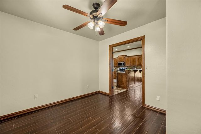 12091 NE Keeney Rd, Elgin, OK 73538