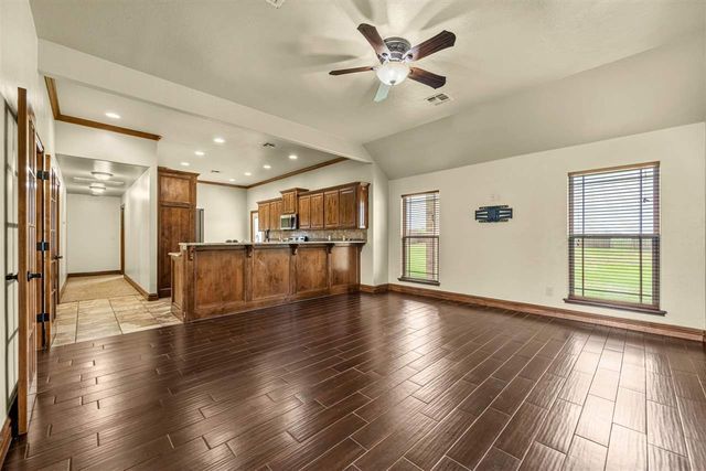 12091 NE Keeney Rd, Elgin, OK 73538