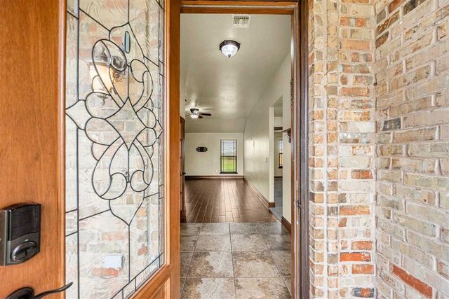 12091 NE Keeney Rd, Elgin, OK 73538