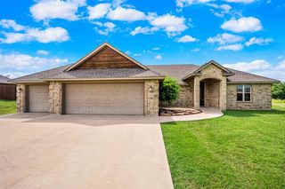 12091 NE Keeney Rd, Elgin, OK 73538