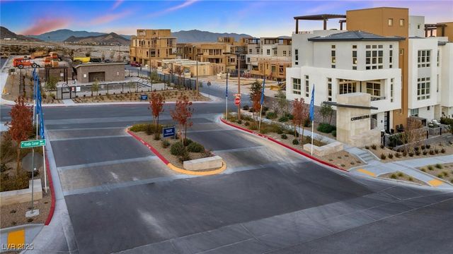 654 Fortis Creek Street, Las Vegas, NV 89138