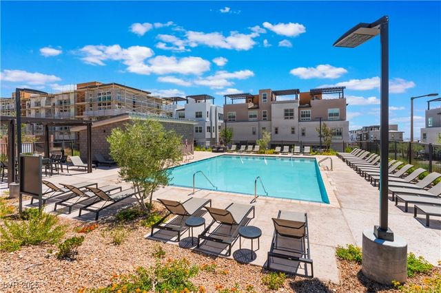 654 Fortis Creek Street, Las Vegas, NV 89138