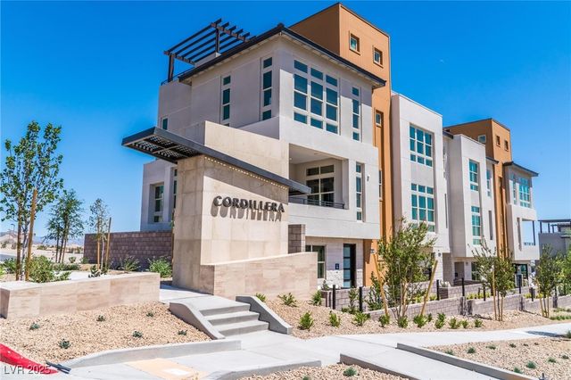 654 Fortis Creek Street, Las Vegas, NV 89138