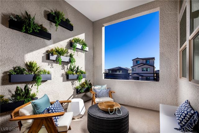 654 Fortis Creek Street, Las Vegas, NV 89138