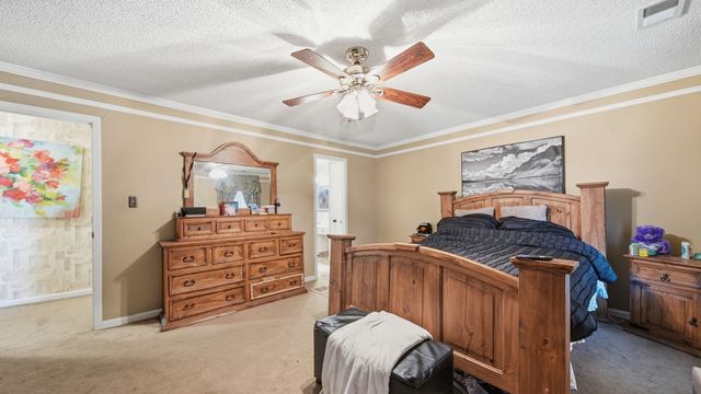 8882 CHIMNEYROCK BLVD, Cordova, TN 38016