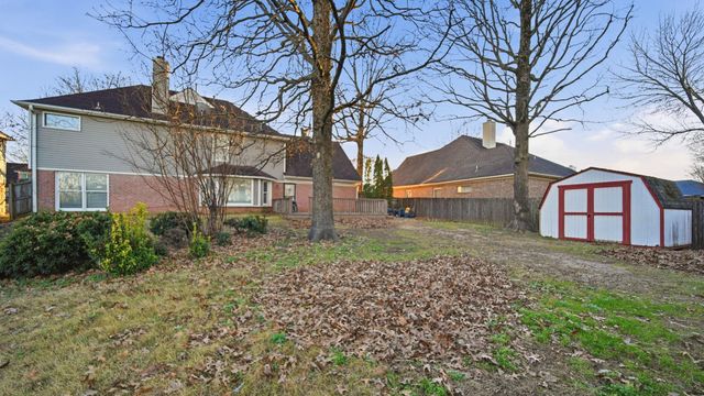 8882 CHIMNEYROCK BLVD, Cordova, TN 38016