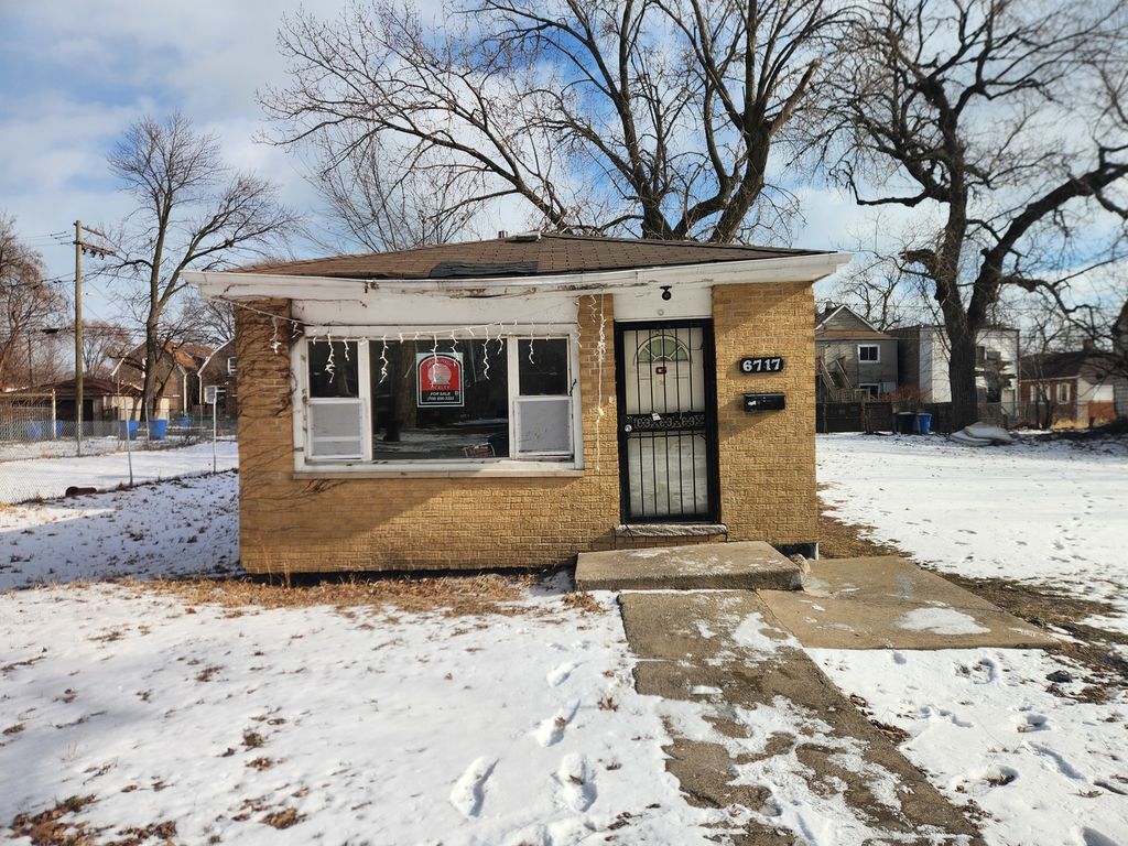 6717 S Rhodes Avenue, Chicago, IL 60637