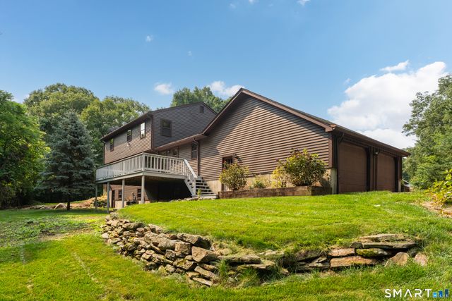 289 South Hoop Pole Road, Guilford, CT 06437