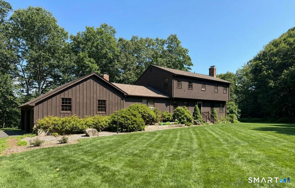 289 South Hoop Pole Road, Guilford, CT 06437
