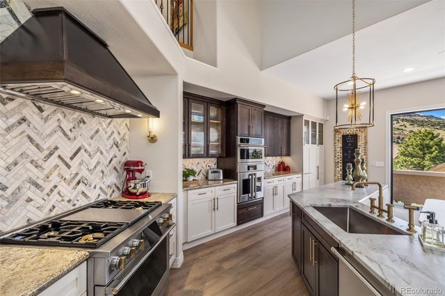 17071 Snowcreek Lane, Morrison, CO 80465