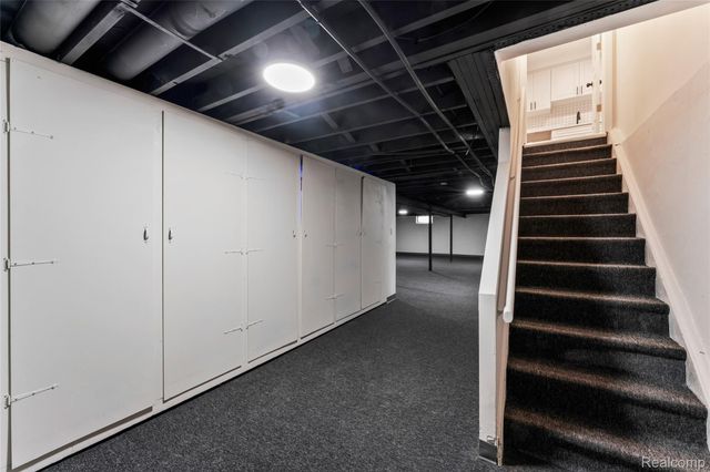 19300 Greydale Avenue, Detroit, MI 48219