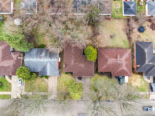 19300 Greydale Avenue, Detroit, MI 48219