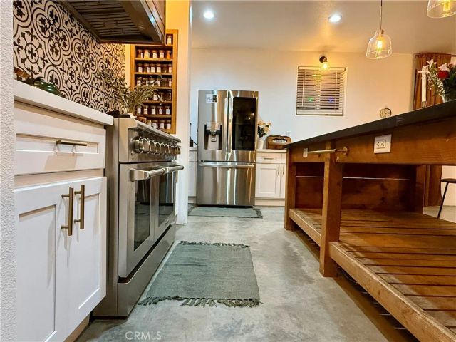 10773 Mills Road, Apple Valley, CA 92308