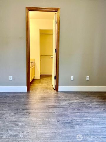 18711 10th Avenue SE, Bothell, WA 98012