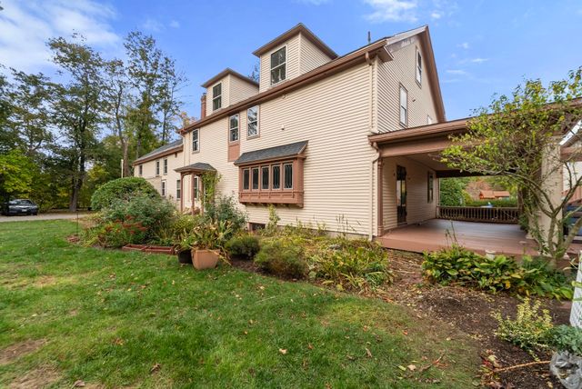 324 Union St 1, Millis, MA 02054