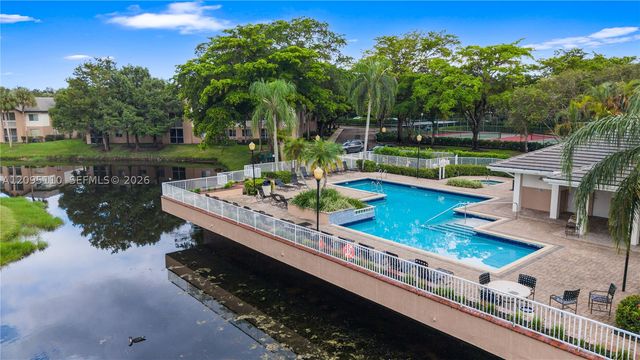 9833 Westview Dr 835, Coral Springs, FL 33076