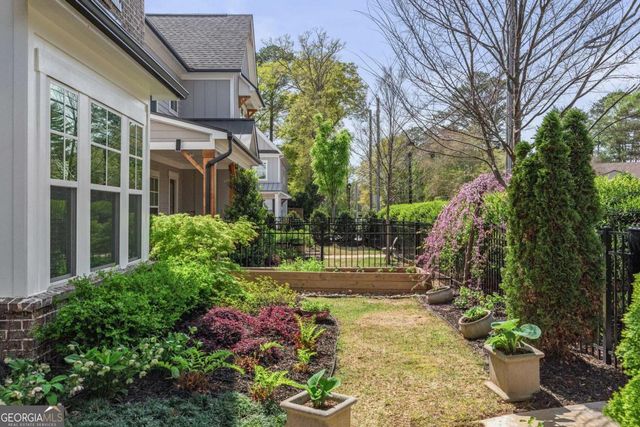 2235 Chestnut Pass, Decatur, GA 30033
