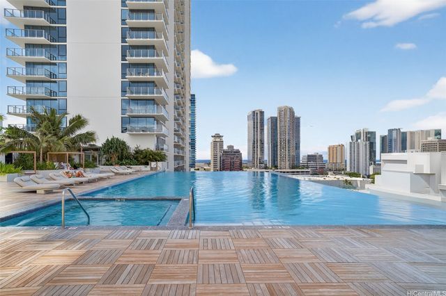 1500 Rycroft Street 1410R, Honolulu, HI 96814