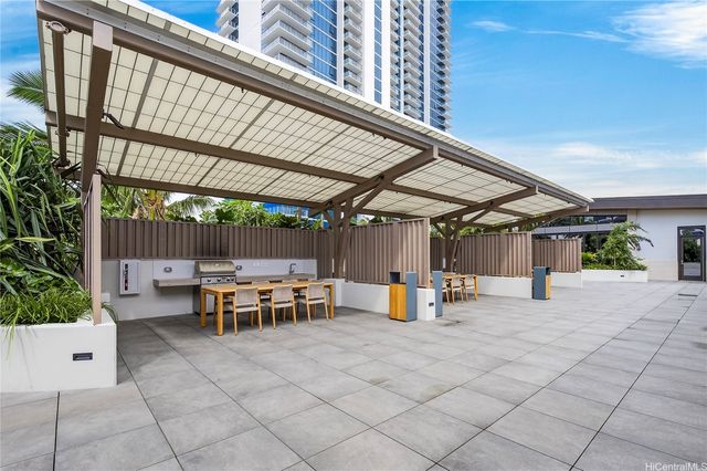 1500 Rycroft Street 1410R, Honolulu, HI 96814