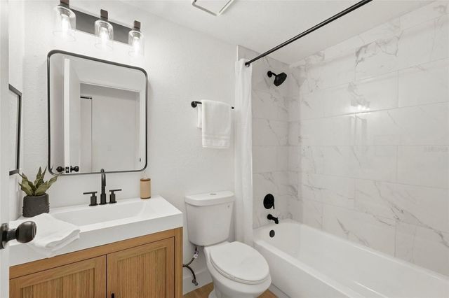 1023 MINEOLA CIRCLE, Palm Harbor, FL 34683