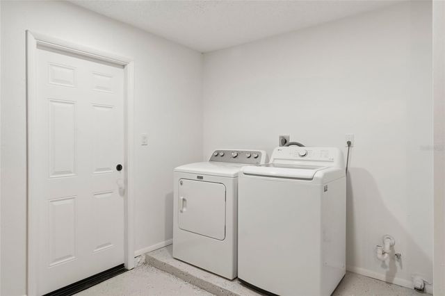 1023 MINEOLA CIRCLE, Palm Harbor, FL 34683