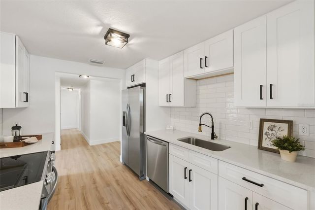 1023 MINEOLA CIRCLE, Palm Harbor, FL 34683